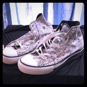 used / good condition /converse